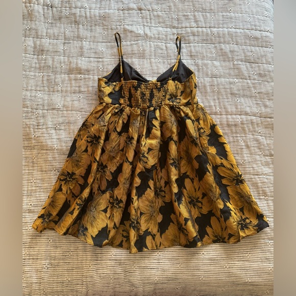 NWT TCEC Black and Gold Floral Party Dress - Picture 3 of 5